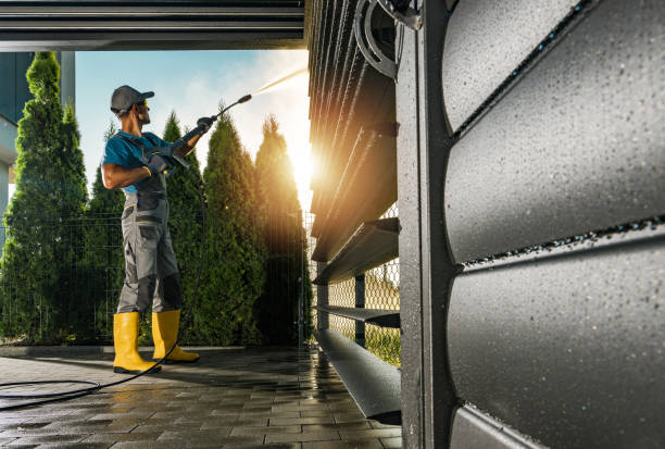 Best Roof Pressure Washing  in Canton, OH