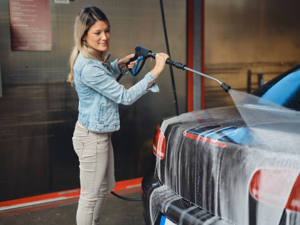 Best Pressure Washing Services for Businesses  in Canton, OH